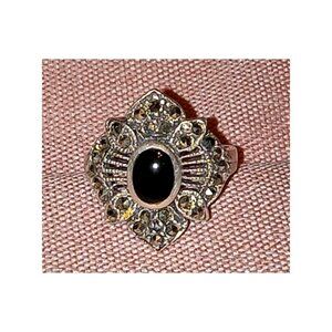 Vintage Sterling Silver Marcasite & Onyx Ring Sz 6